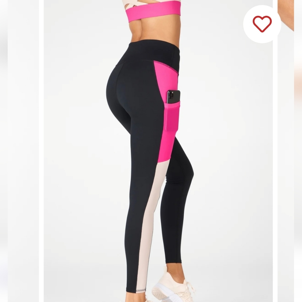 Fabletics Mila High-Waisted Pocket Leggings